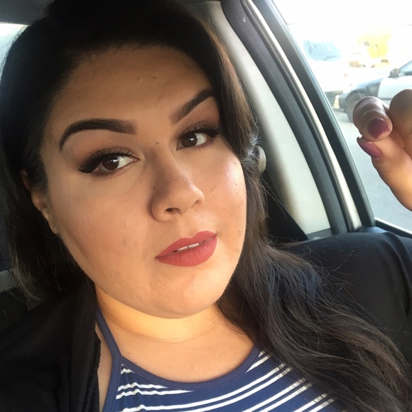 Meet your Posher, Lili - Picture 1 of 1