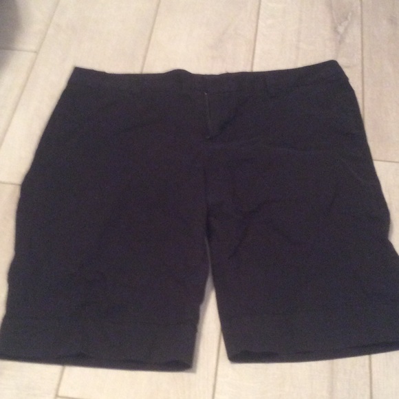 Gap shorts