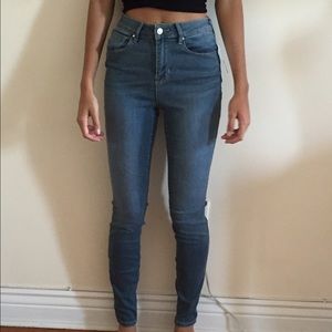 High waisted skinny jeans