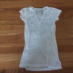 White tee with bling