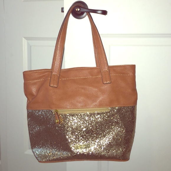 Jessica Simpson purse