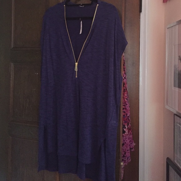 Express Zipper Top