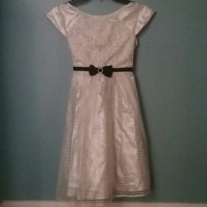 Girls party dress