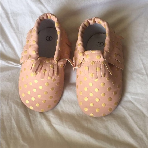 Baby moccasin shoes