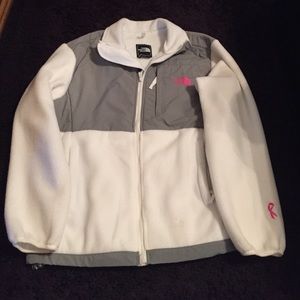 💥SALE💥 White Northface Jacket