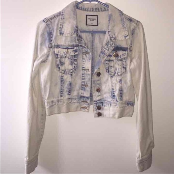 Cropped Denim Jacket - Picture 1 of 2