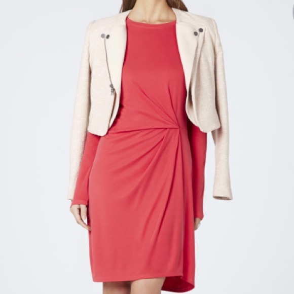 β¬οΈLOWER PRICE BCBGπ - Picture 2 of 4