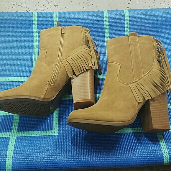 NIB boots!