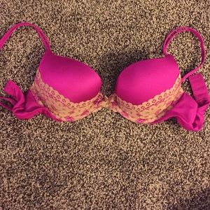 Victoria secret very sexy push up bra 32C