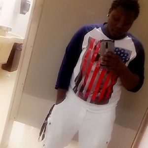 Meet your Posher, Dontrice