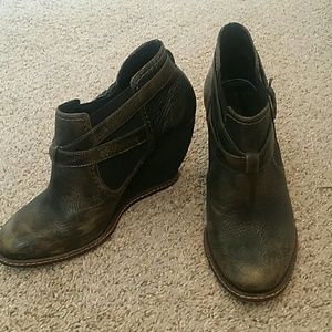 DistressedSchuler &sons Philadelphia wedged boots