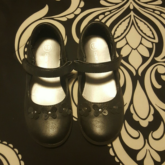 Cherokee black leather mary janes