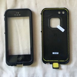 iPhone 5s Lifeproof Case