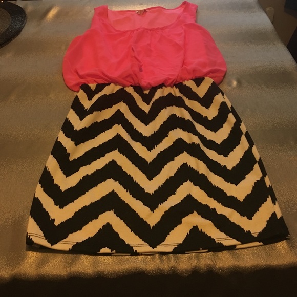 Juniors dress