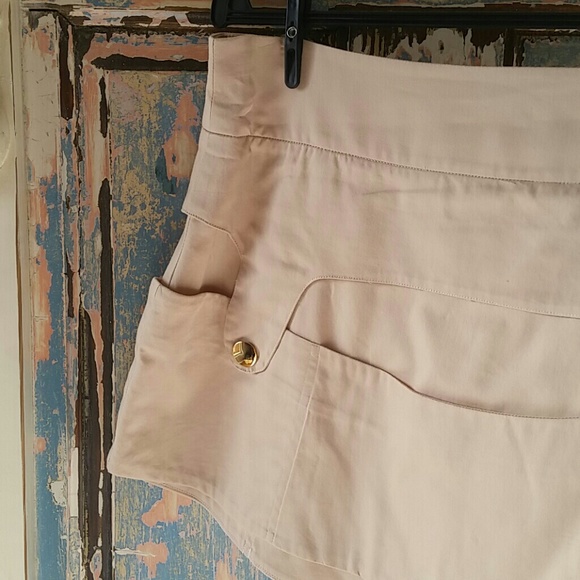 Gourgeous skirt - Picture 2 of 6