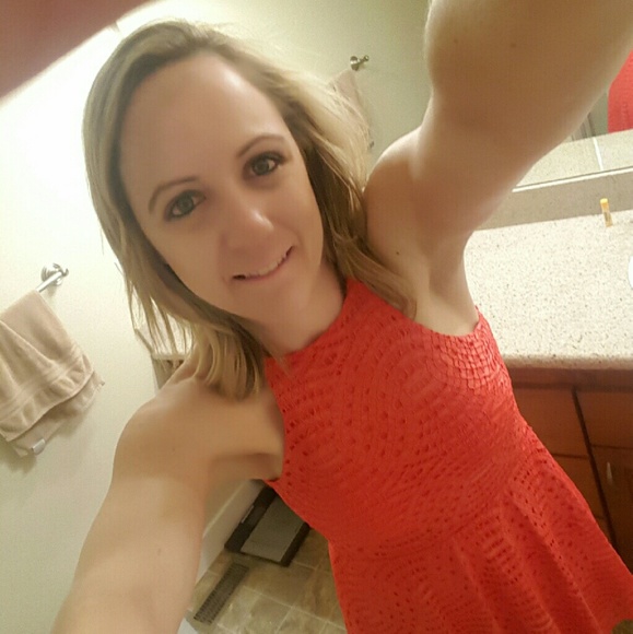 Meet your Posher, Tina