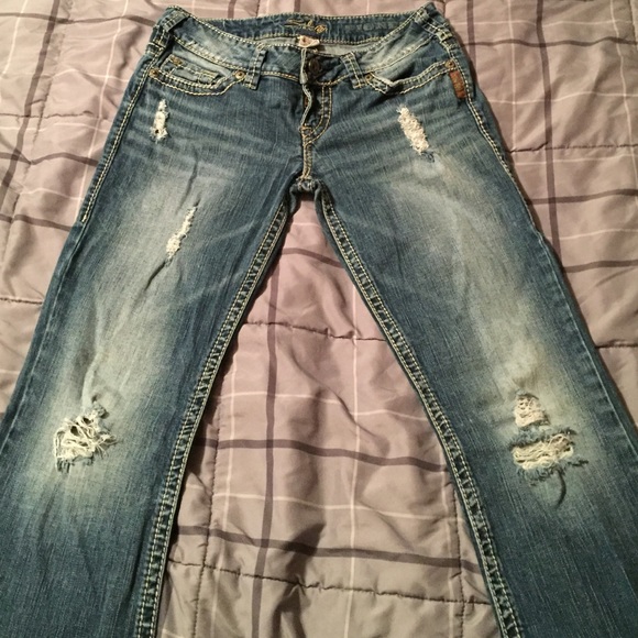 Silver Jeans - Picture 3 of 4