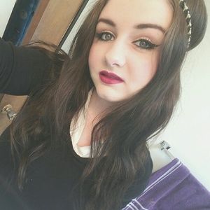 Meet your Posher, Jillian