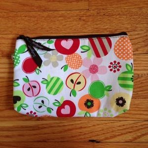 Thirty-one small makeup bag