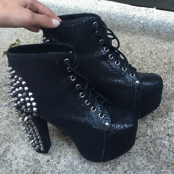 🤘🏻Jeffrey Campbell Spiked Black Snake Litas🤘🏻
