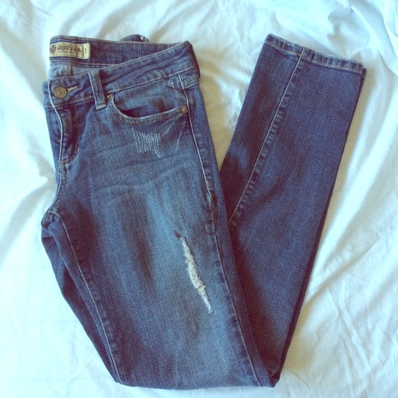 Sold on Merc. distressed skinny jeans - Picture 1 of 4
