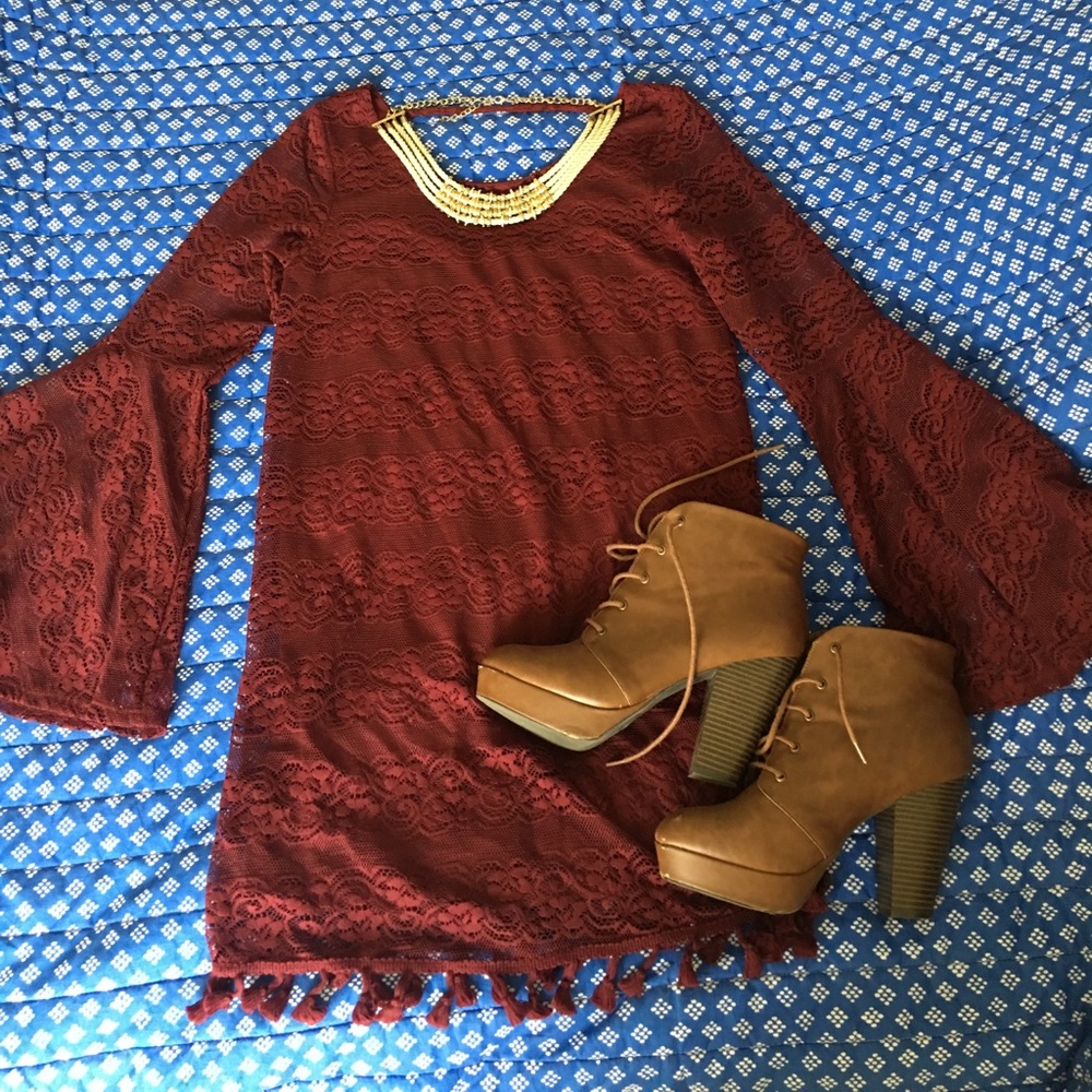 🔆‼️HOST PICK‼️🔆 Burgundy Gianni Bini Mini- dress