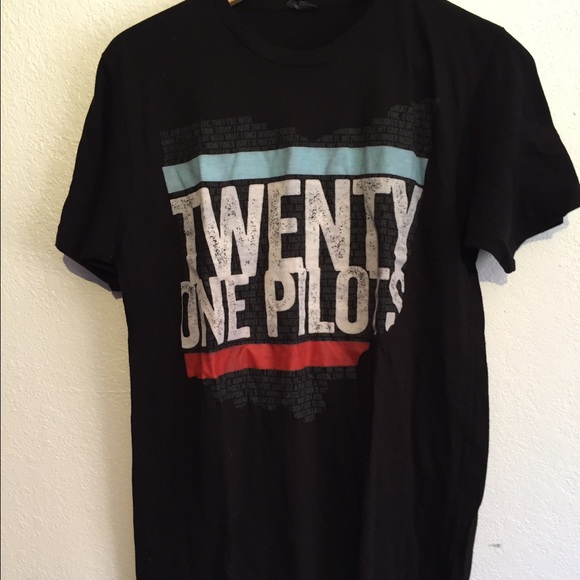 Twenty One Pilots band tee