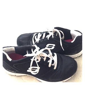 Like new Skechers athletic shoes