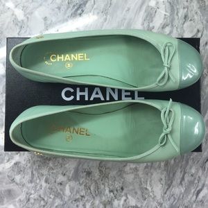 Chanel ballet flats size 39
