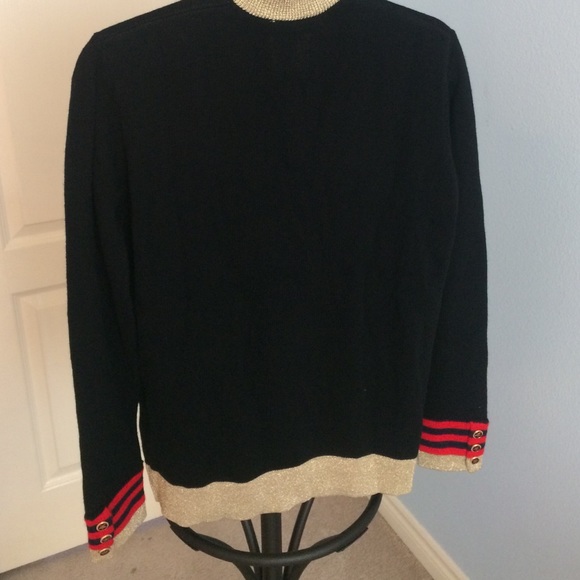 sweater - Picture 4 of 4