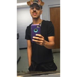 Meet your Posher, Manuel