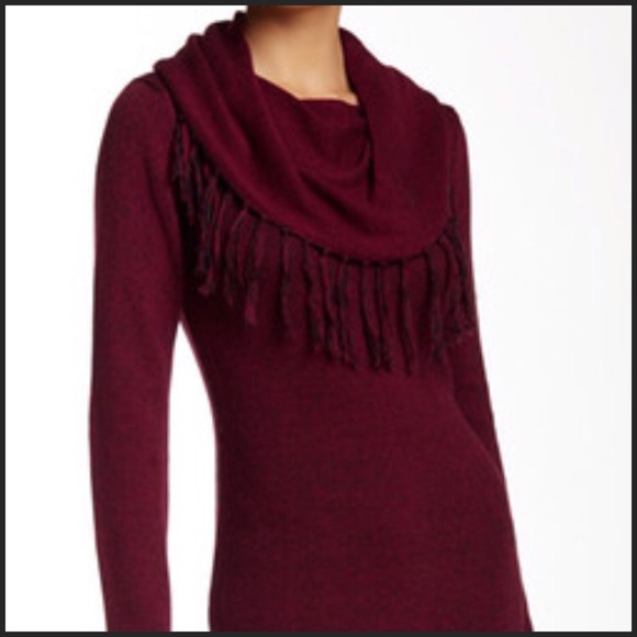 SOLD. Romeo & Juliet Sweater Dress - Picture 4 of 4