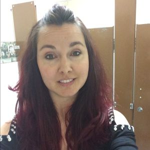 Meet your Posher, Stacy