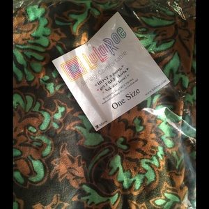 BNWT LuLaRoe Leggings! Is this your unicorn?