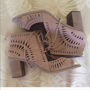 Vince Camuto Tarita shoes💞