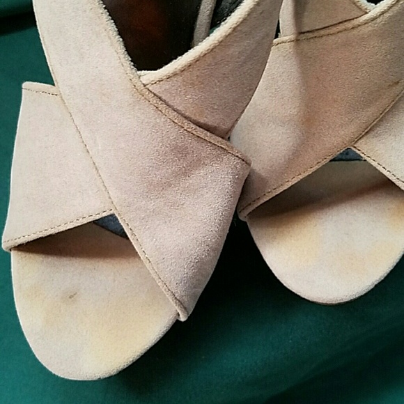 💥Platform Sandals! - Picture 3 of 4