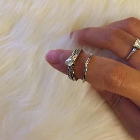 Engagement Ring Set - image 3