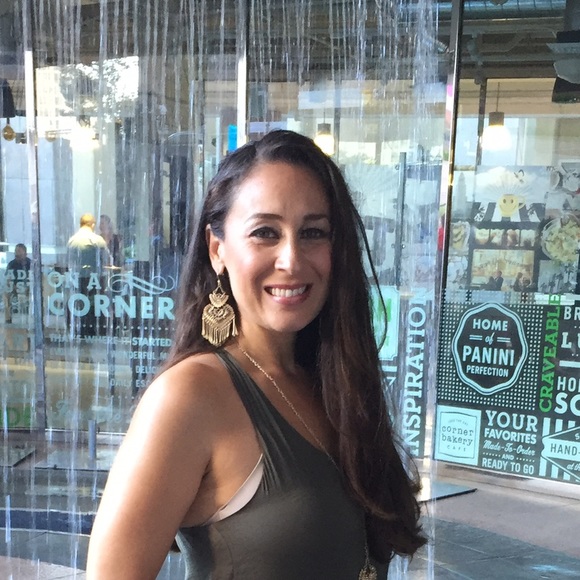 Meet your Posher, Luz