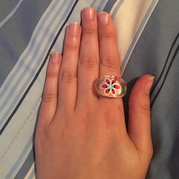 Cute Plastic Flower Ring