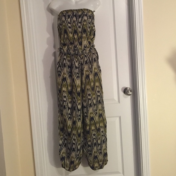 Tribal Print Romper - Picture 1 of 3