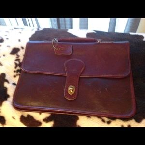 Dorcelle Vintage leather case