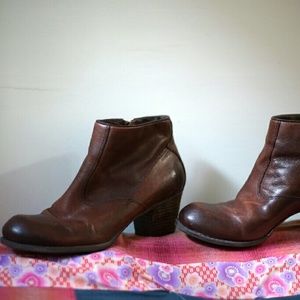 Nicole brown leather ankle booties size 7