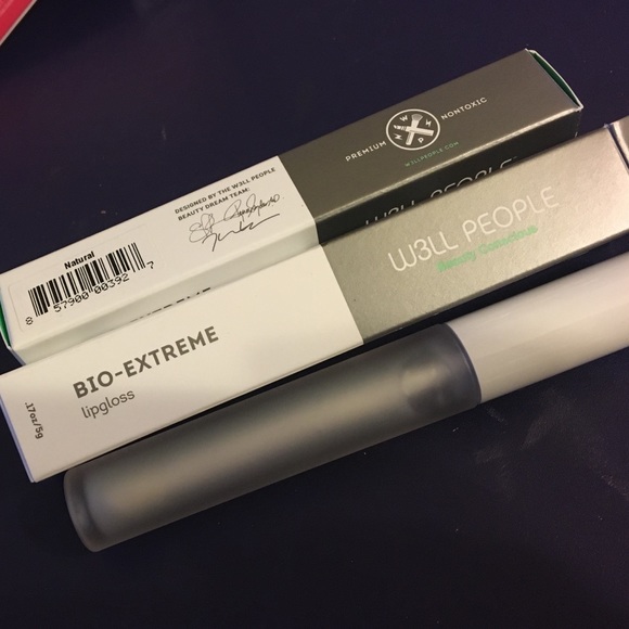 W3LL PEOPLE Bio-extreme lipgloss in Natural