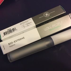 W3LL PEOPLE Bio-extreme lipgloss in Natural