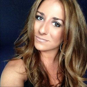 Meet your Posher, Jenna