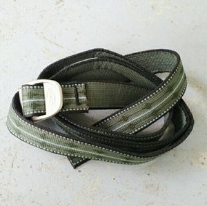 Chaco 1" webbing belt - green with blue