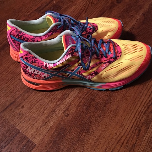 Asics gel noosa Tri shoes