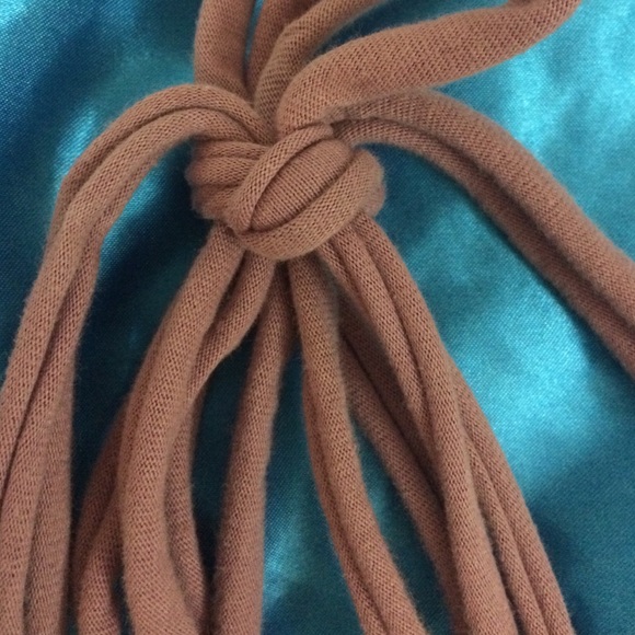 Necklace - Picture 3 of 3