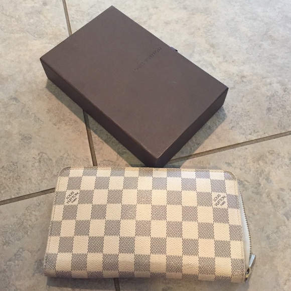 Authentic Louis Vuitton large wallet