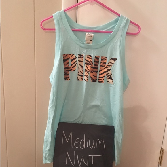 Tiger vs pink shirt